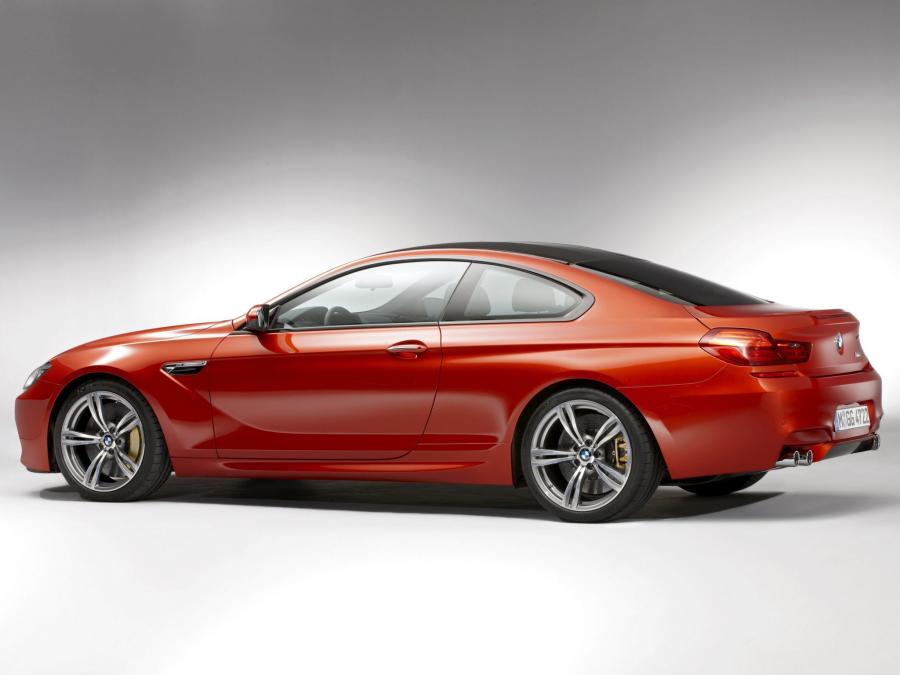  BMW M6 Coupe 2012 года  (фото 2 из 30)